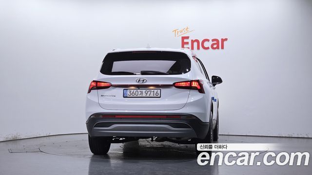 Hyundai Santa Fe Gasoline 2.5T 2WD Exclusive 2022 — фото 4