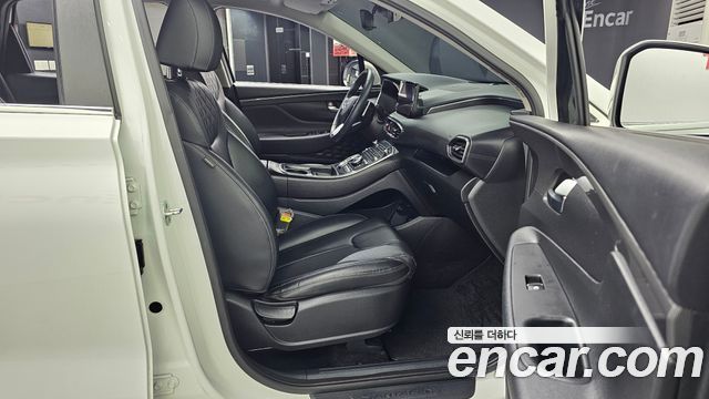 Hyundai Santa Fe Gasoline 2.5T 2WD Exclusive 2022 — фото 11