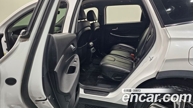 Hyundai Santa Fe Gasoline 2.5T 2WD Exclusive 2022 — фото 26