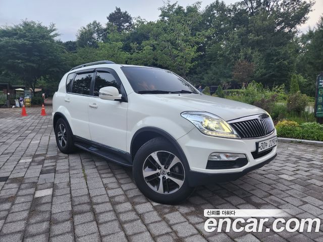 KG Mobility (SsangYong) Rexton W 2.0 4WD RX7 Luxury 2015 — фото 2