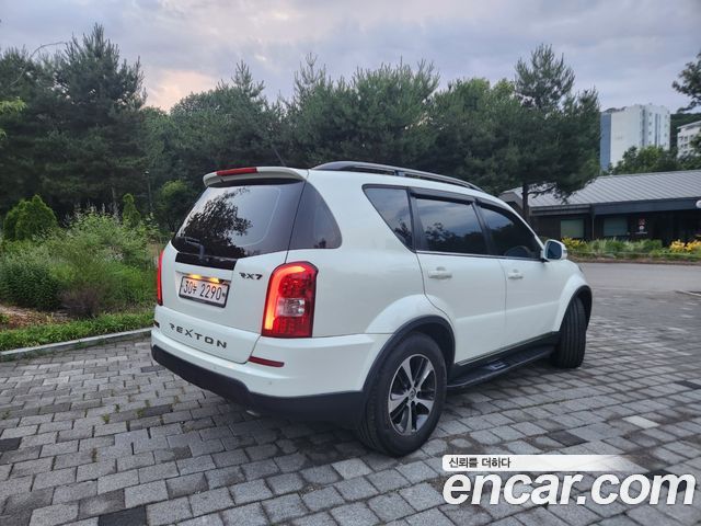 KG Mobility (SsangYong) Rexton W 2.0 4WD RX7 Luxury 2015 — фото 4