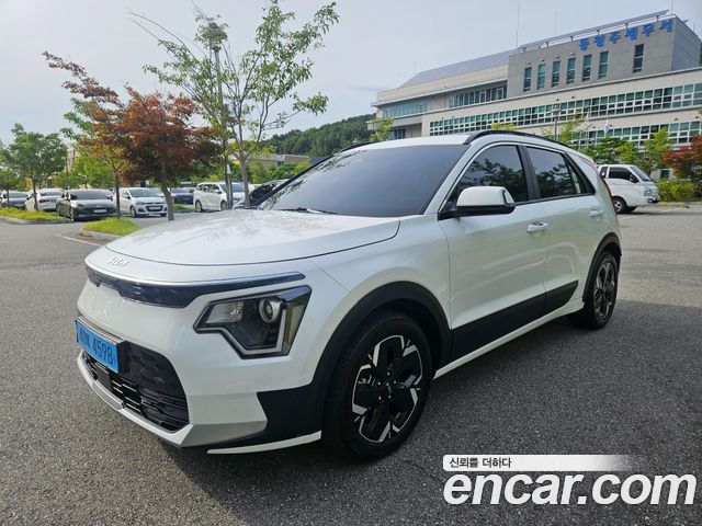 Kia Niro EV Air 2024 — фото 2