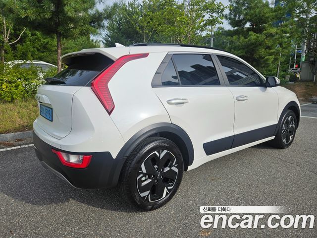 Kia Niro EV Air 2024 — фото 4