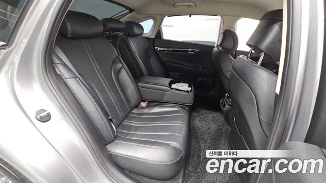 Genesis G80 (RG3) Gasoline 2.5 Turbo AWD 2022 — фото 11