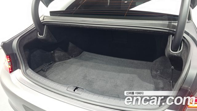 Genesis G80 (RG3) Gasoline 2.5 Turbo AWD 2022 — фото 34