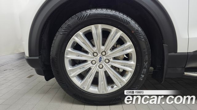 Ford Explorer (VI) 2.3 LimIted 4WD 2021 — фото 5