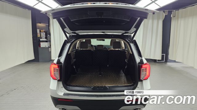 Ford Explorer (VI) 2.3 LimIted 4WD 2021 — фото 20