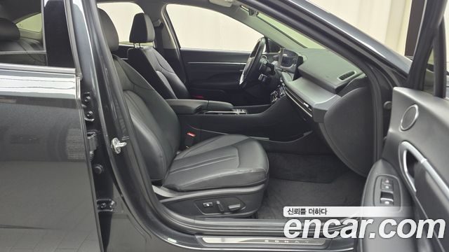 Hyundai Sonata The Edge (DN8) 2.0 LPG Exclusive 2025 — фото 11