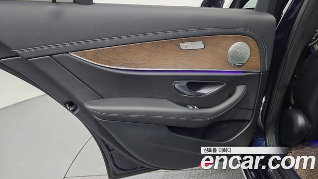 Mercedes-Benz E-Class (W213) E250 Exclusive 2021 — фото 25