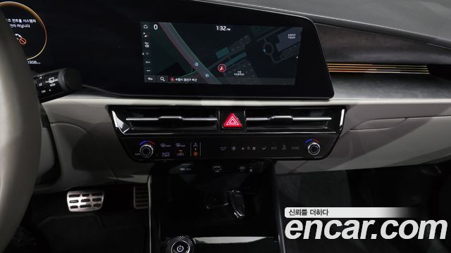 Kia Niro EV Earth 2024 — фото 14