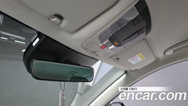 Kia Niro EV Earth 2024 — фото 28