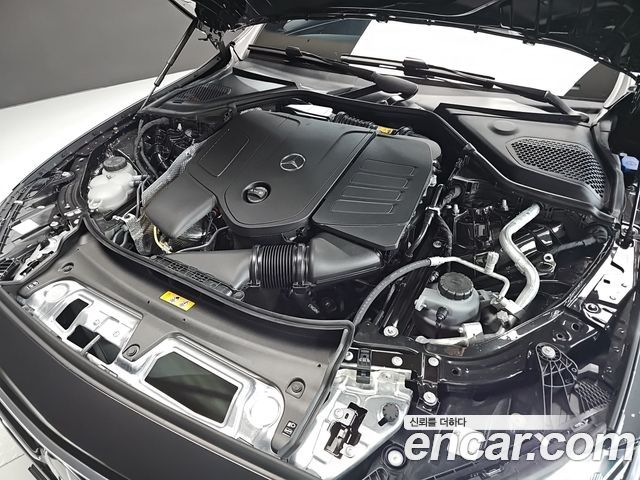 Mercedes-Benz E-Class (W214) E300 4MATIC AMG Line 2025 — фото 6