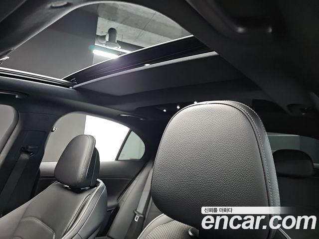 Mercedes-Benz E-Class (W214) E300 4MATIC AMG Line 2025 — фото 23
