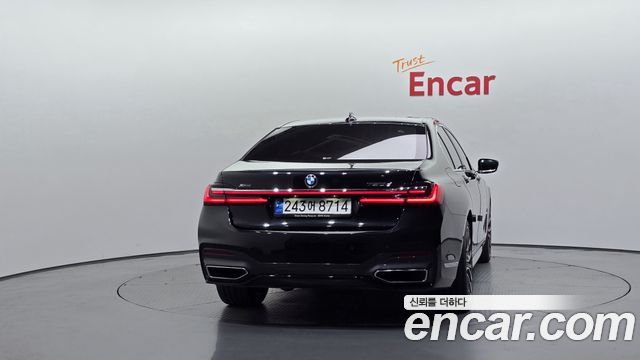 BMW 7 Series (G11) 730d xDrive M Sport 2022 — фото 4