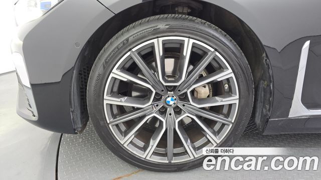 BMW 7 Series (G11) 730d xDrive M Sport 2022 — фото 5