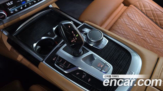BMW 7 Series (G11) 730d xDrive M Sport 2022 — фото 9