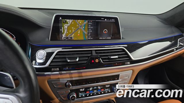 BMW 7 Series (G11) 730d xDrive M Sport 2022 — фото 12