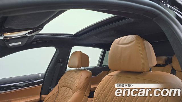 BMW 7 Series (G11) 730d xDrive M Sport 2022 — фото 16