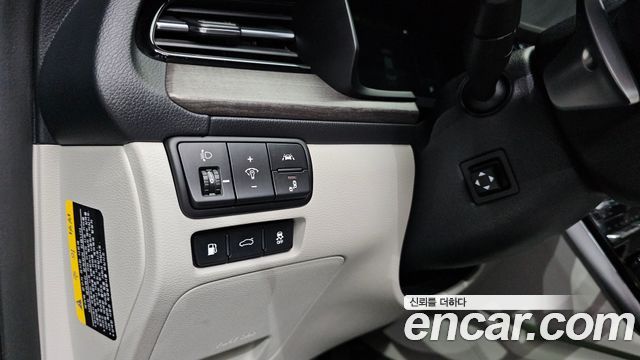 Kia K7 Premier Hybrid Signature 2020 — фото 18