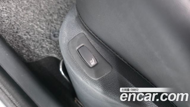 Renault Korea Clio Intens 2018 — фото 29