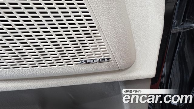 Kia Carnival (IV) Hi Limousine Conversion(LPG) 2023 — фото 34