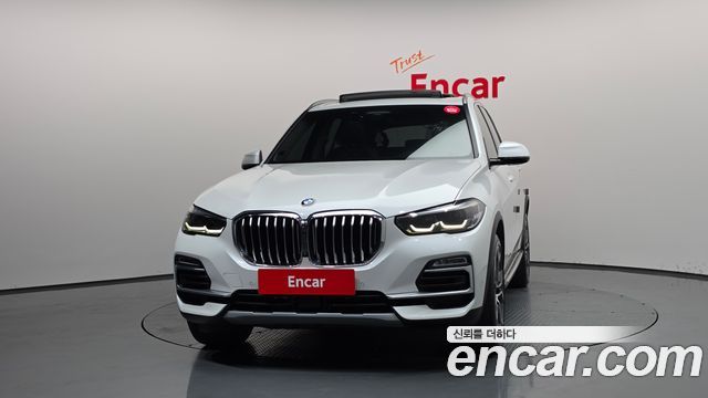 BMW X5 (G05) xDrive 40i xLine 2021 — фото 3