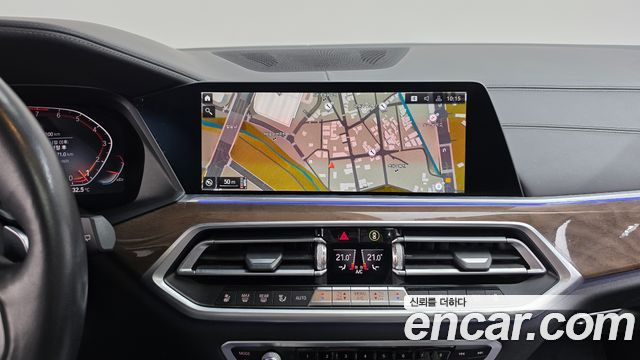 BMW X5 (G05) xDrive 40i xLine 2021 — фото 12