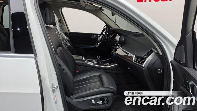 BMW X5 (G05) xDrive 40i xLine 2021 — фото 26