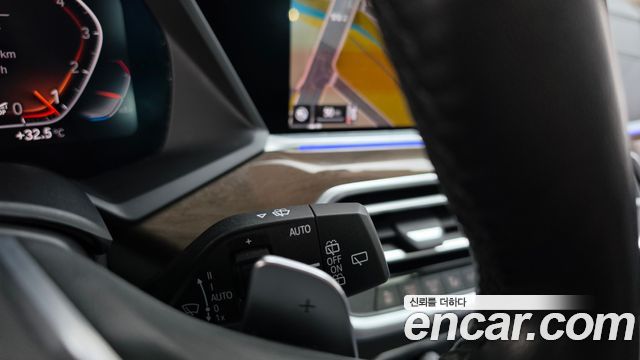 BMW X5 (G05) xDrive 40i xLine 2021 — фото 27
