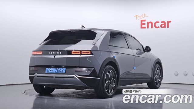 Hyundai Ioniq 5 Long range Exclusive 2022 — фото 2