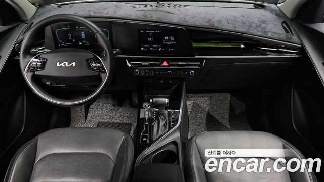 Kia Niro Prestige 2022 — фото 7
