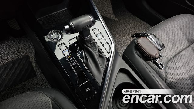 Kia Niro Prestige 2022 — фото 9