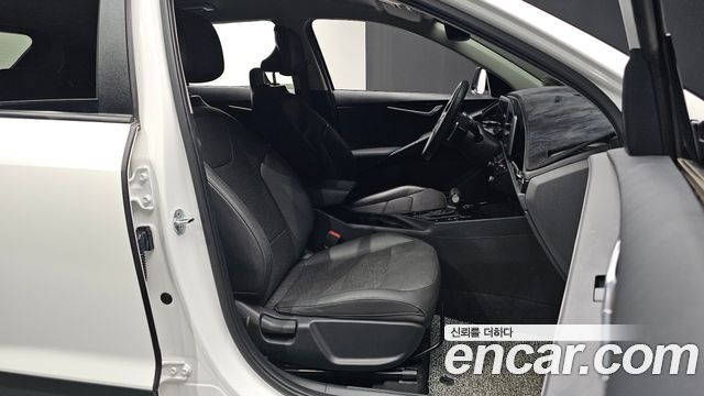 Kia Niro Prestige 2022 — фото 10