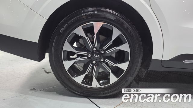Kia Carnival (IV) Gasoline 9-Seater Noblesse 2021 — фото 5