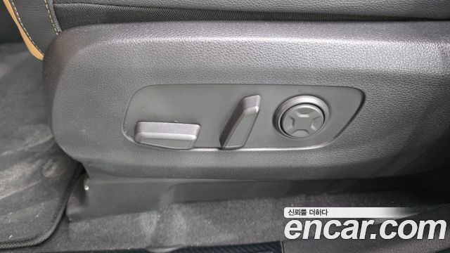 Kia Carnival (IV) Gasoline 9-Seater Noblesse 2021 — фото 33