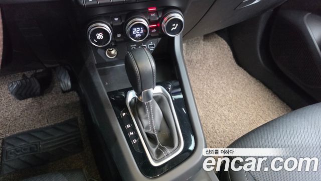 Renault Korea XM3 1.3 TCe RE Signature 2023 — фото 9