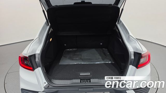 Renault Korea XM3 1.3 TCe RE Signature 2023 — фото 18