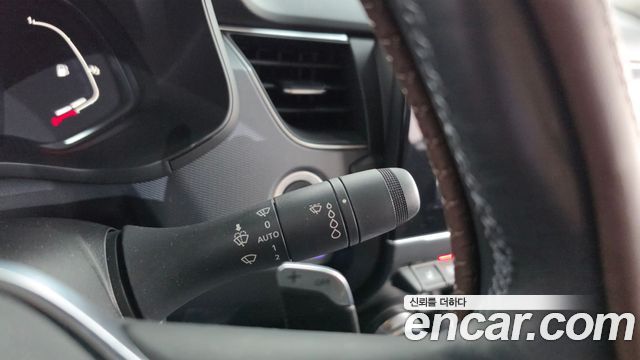 Renault Korea XM3 1.3 TCe RE Signature 2023 — фото 27
