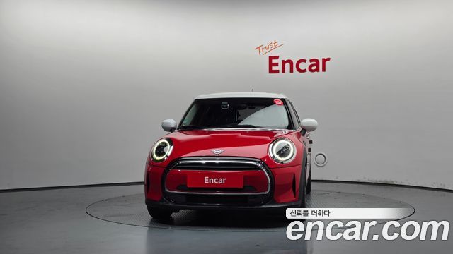 MINI Cooper 5Door Classic Third Generation 2023 — фото 3