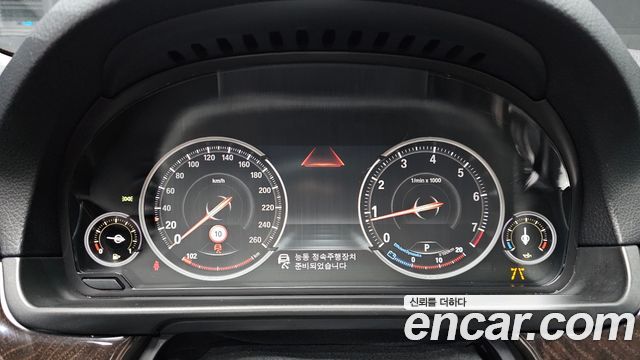BMW 5 Series (F10) 528i xDrive Aero Dynamic Special Edition 2016 — фото 8