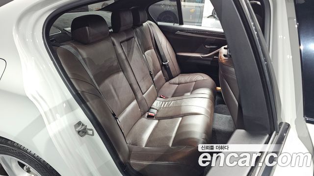BMW 5 Series (F10) 528i xDrive Aero Dynamic Special Edition 2016 — фото 11