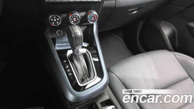 Renault Korea XM3 1.6 GTe LE 2023 — фото 9
