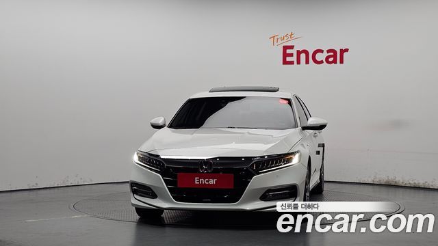 Honda Accord (X) 2.0 Hybrid Touring 2018 — фото 3