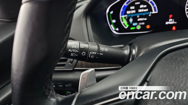 Honda Accord (X) 2.0 Hybrid Touring 2018 — фото 30
