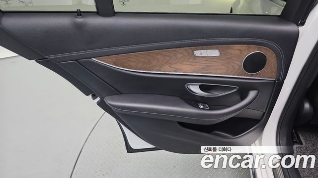 Mercedes-Benz E-Class (W213) E250 Exclusive 2021 — фото 25