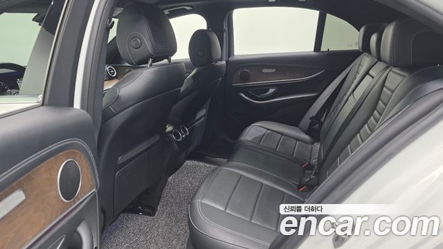 Mercedes-Benz E-Class (W213) E250 Exclusive 2021 — фото 26