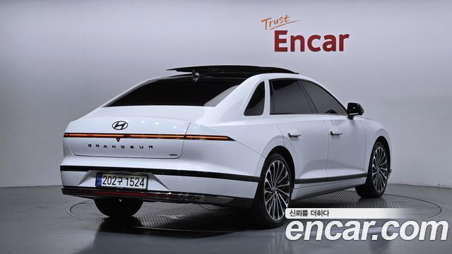 Hyundai Grandeur Hybrid (GN7) Calligraphy 2024 — фото 2