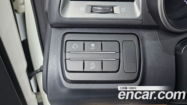KG Mobility (SsangYong) Tivoli Armor Diesel VX 2WD 2019 — фото 29