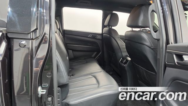 KG Mobility (SsangYong) Rexton Sports Khan Diesel 2.2 4WD Prestige 2021 — фото 19