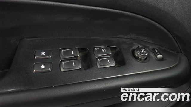 KG Mobility (SsangYong) Rexton Sports Khan Diesel 2.2 4WD Prestige 2021 — фото 29